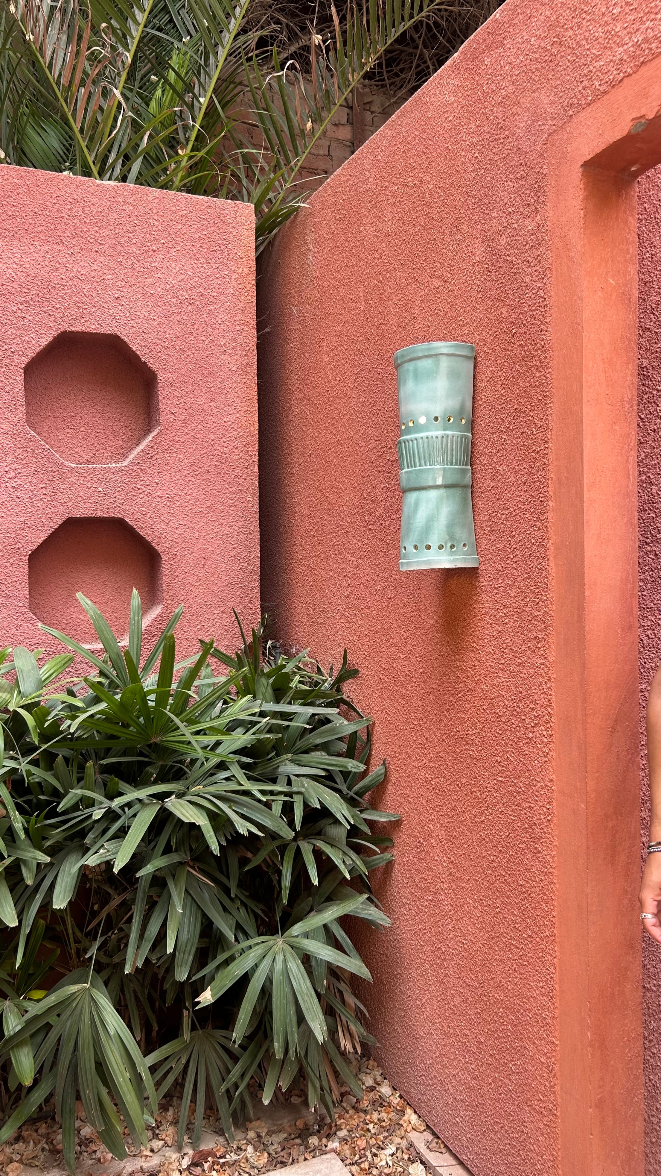 Ribbed Sconce